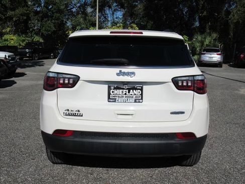 Used 2020 Jeep Compass Latitude w/ Cold Weather Group image 5