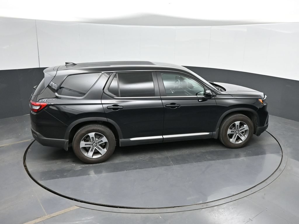 Used 2025 Honda Pilot EX-L image 46