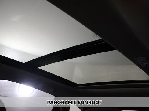 Used 2023 Acura RDX Technology Package image 4