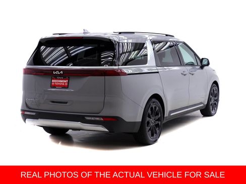Used 2022 Kia Carnival SX FWD image 2