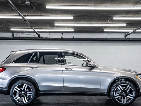 Used 2021 Mercedes-Benz GLC 300 image 6