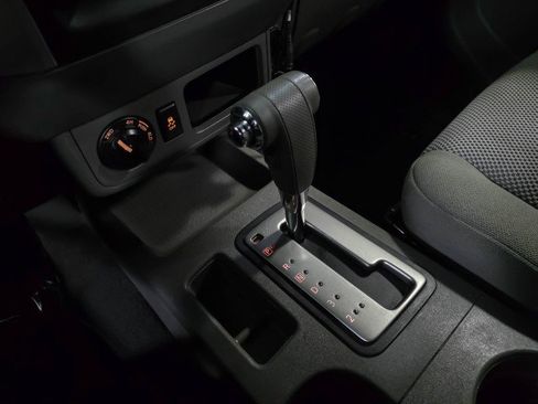 Used 2019 Nissan Frontier SV image 27