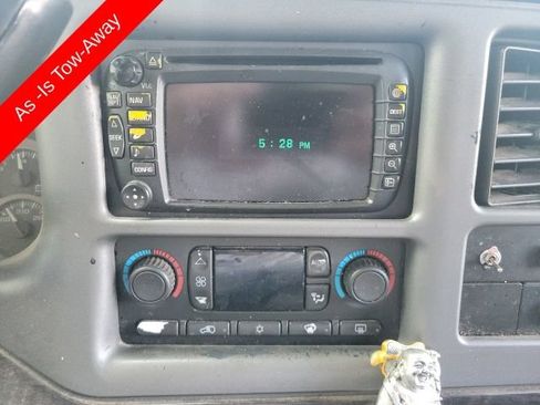 Used 2004 GMC Yukon XL Denali AWD/4WD image 18