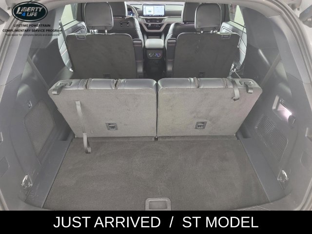 Used 2026 Ford Explorer ST-Line AWD/4WD image 16