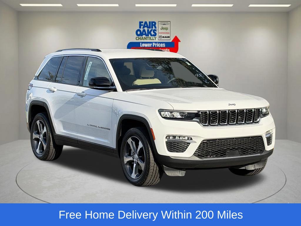 Used 2023 Jeep Grand Cherokee Limited AWD/4WD image 1
