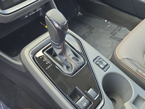 New 2025 Subaru Crosstrek 2.5i Limited w/ Popular Package #3A image 26