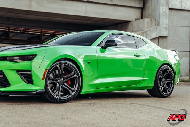 Used 2017 Chevrolet Camaro SS RWD image 40
