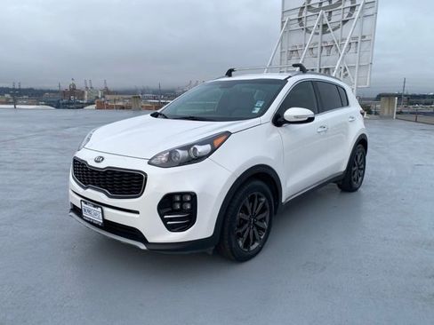 Used 2019 Kia Sportage EX w/ EX Sport Appearance Package image 4