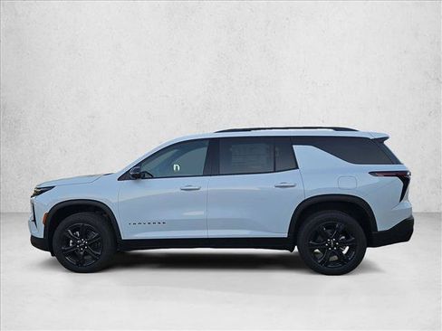 New 2027 Chevrolet Traverse LT w/ Midnight/Sport Edition FWD image 5