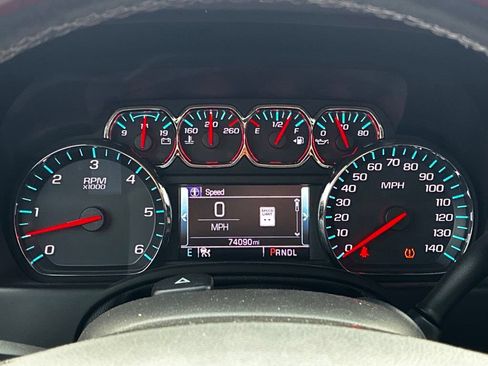 Used 2018 GMC Yukon SLT w/ Open Road Package AWD/4WD image 15