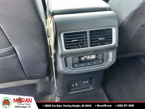 Used 2024 Volkswagen Atlas SEL Premium R-Line AWD/4WD image 14