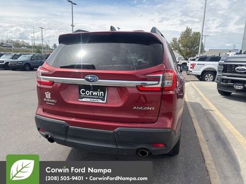 Used 2023 Subaru Ascent Premium w/ Convenience Package image 6