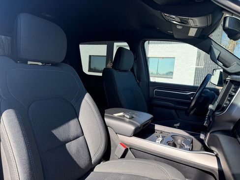 Used 2019 RAM 1500 Big Horn image 32