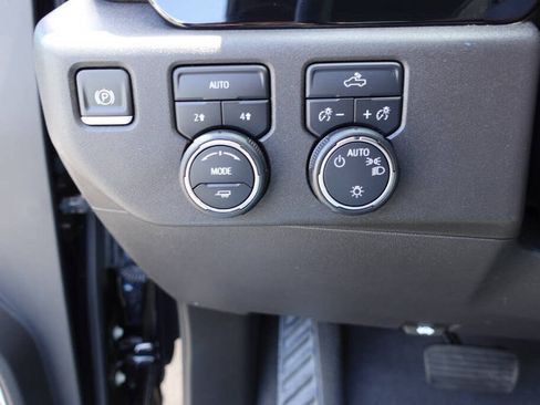 Used 2023 Chevrolet Silverado 1500 LT AWD/4WD image 51