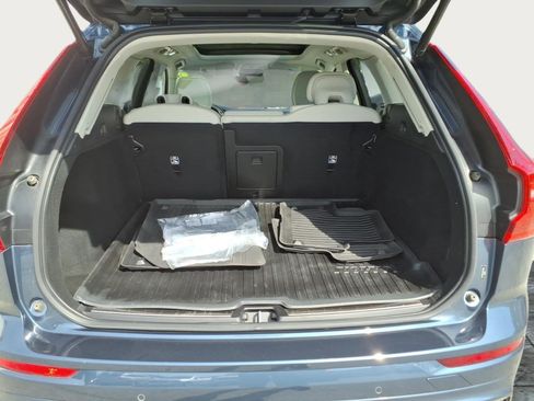Used 2024 Volvo XC60 B5 Plus AWD/4WD image 15