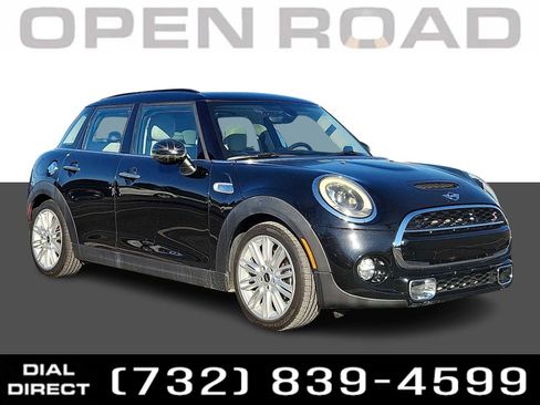 Used 2016 MINI Cooper S w/ Premium Package image 1