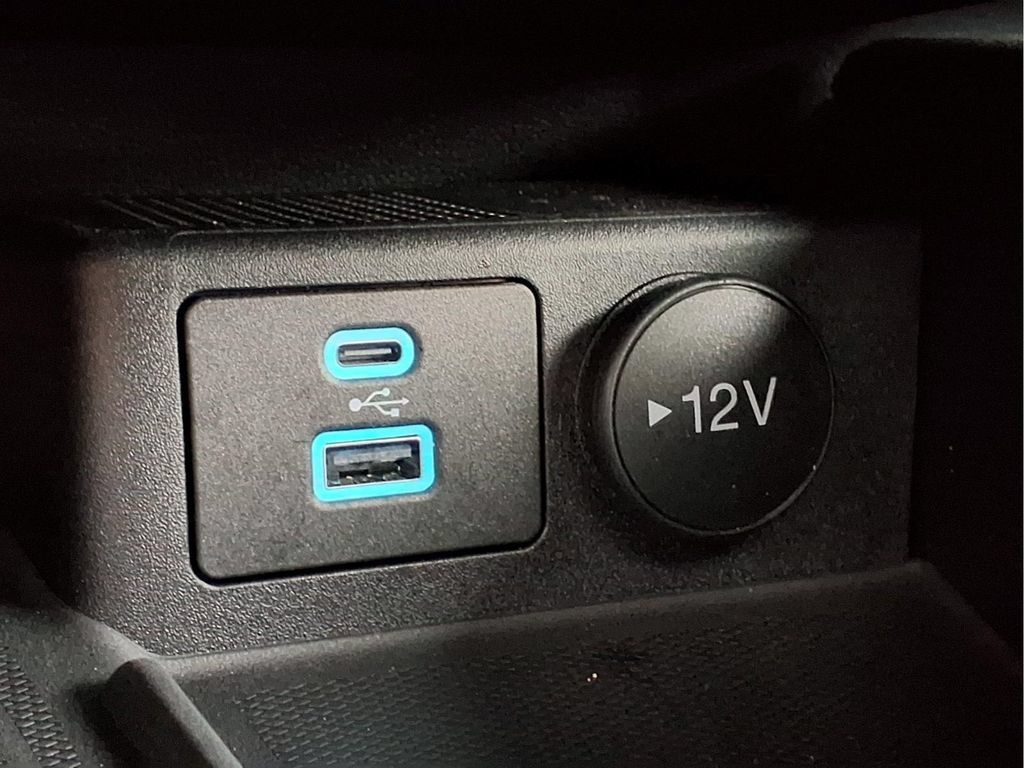 Used 2023 Ford Escape ST-Line Elite w/ Premium Technology Package AWD/4WD image 21