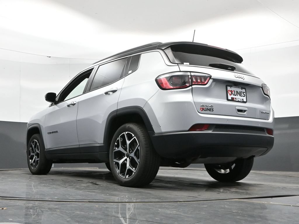 Used 2025 Jeep Compass Limited AWD/4WD image 47