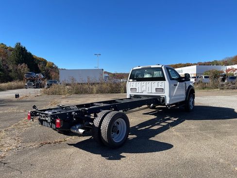 New 2024 Ford F550 4x4 Regular Cab Super Duty image 5