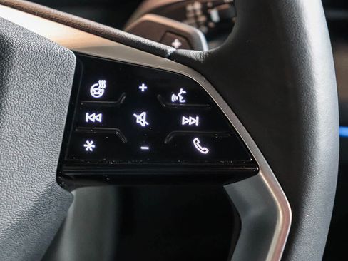 Used 2023 Audi Q4 e-tron Premium Plus image 20