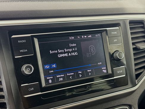 Used 2018 Volkswagen Atlas S image 16