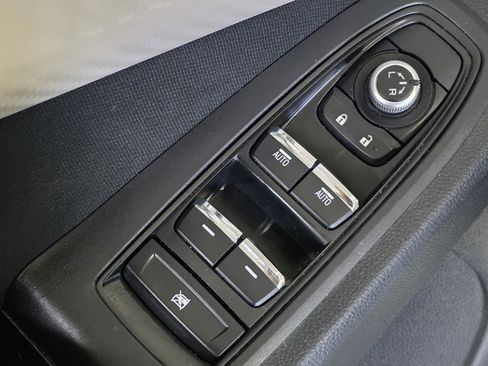 Used 2021 Subaru Ascent Premium w/ Convenience Package image 22