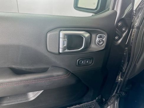 Used 2022 Jeep Gladiator Rubicon w/ LED Lighting Group AWD/4WD image 23
