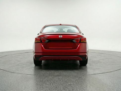 Used 2025 Nissan Altima 2.5 SV image 7