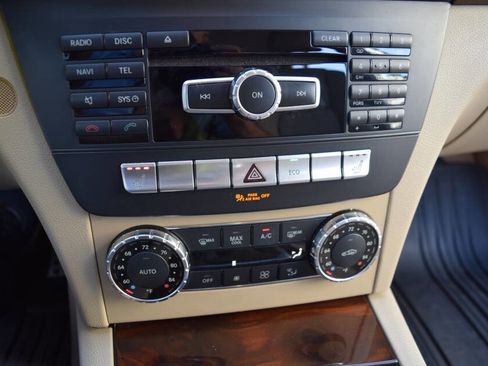 Used 2014 Mercedes-Benz C 300 4MATIC Sedan image 59