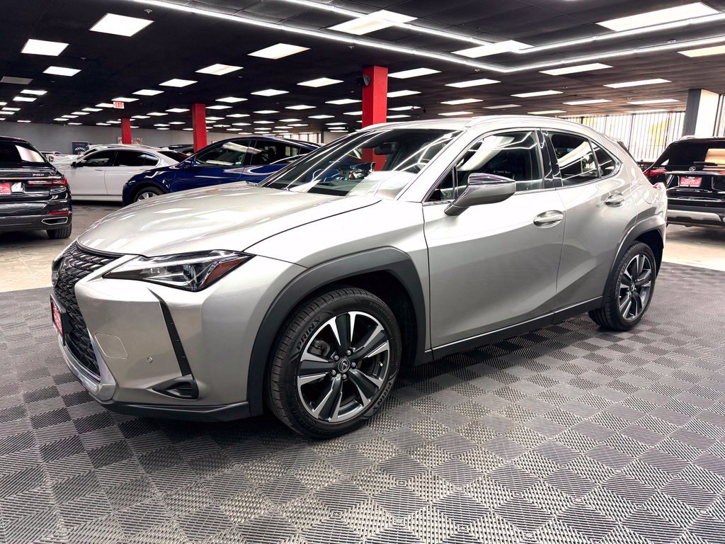 Used 2021 Lexus UX 200 w/ Accessory Package (Z1) FWD image 8