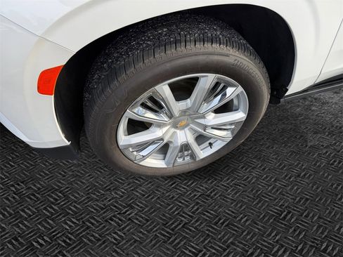 Certified 2024 Chevrolet Tahoe High Country w/ Premium Package image 11