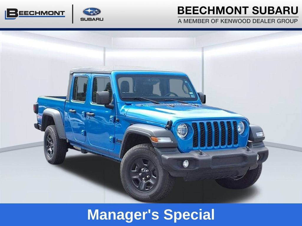 Used 2022 Jeep Gladiator Sport w/ Trailer Tow Package AWD/4WD image 1