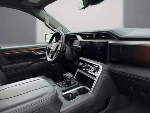 Certified 2023 GMC Sierra 1500 Denali AWD/4WD image 13