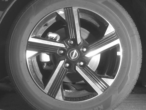 Used 2025 Nissan Sentra SV FWD image 12