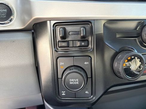 Used 2025 Ford F250 XLT w/ Black Appearance Package AWD/4WD image 42