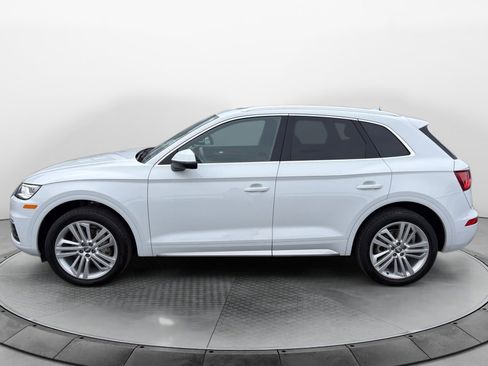 Used 2019 Audi Q5 2.0T Premium Plus w/ Premium Plus Package image 4