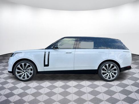 Used 2025 Land Rover Range Rover Long Wheelbase SE AWD/4WD image 2