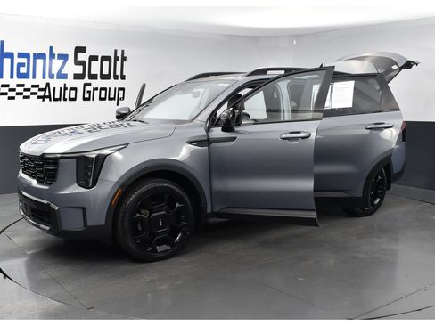 Certified 2024 Kia Sorento SX Prestige w/ Sage Leather Package AWD/4WD image 26