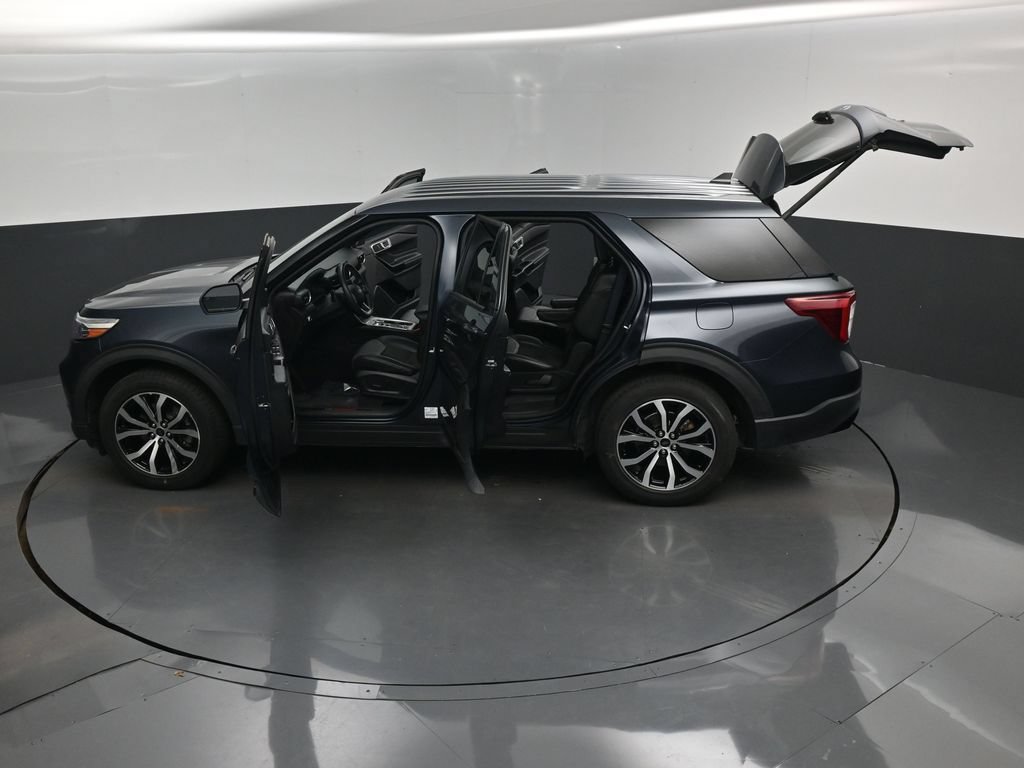 Used 2022 Ford Explorer ST AWD/4WD image 17