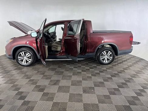 Used 2017 Honda Ridgeline RTS image 12