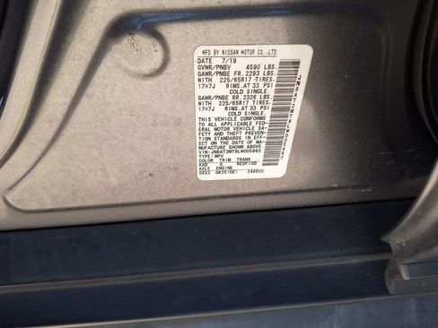 Used 2020 Nissan Rogue S image 30