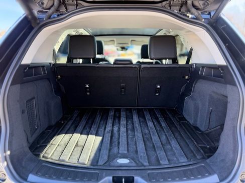 Used 2024 Land Rover Discovery Sport S image 6