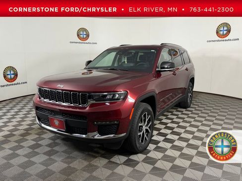 Used 2023 Jeep Grand Cherokee L Limited w/ Trailer Tow Group (B) AWD/4WD image 1