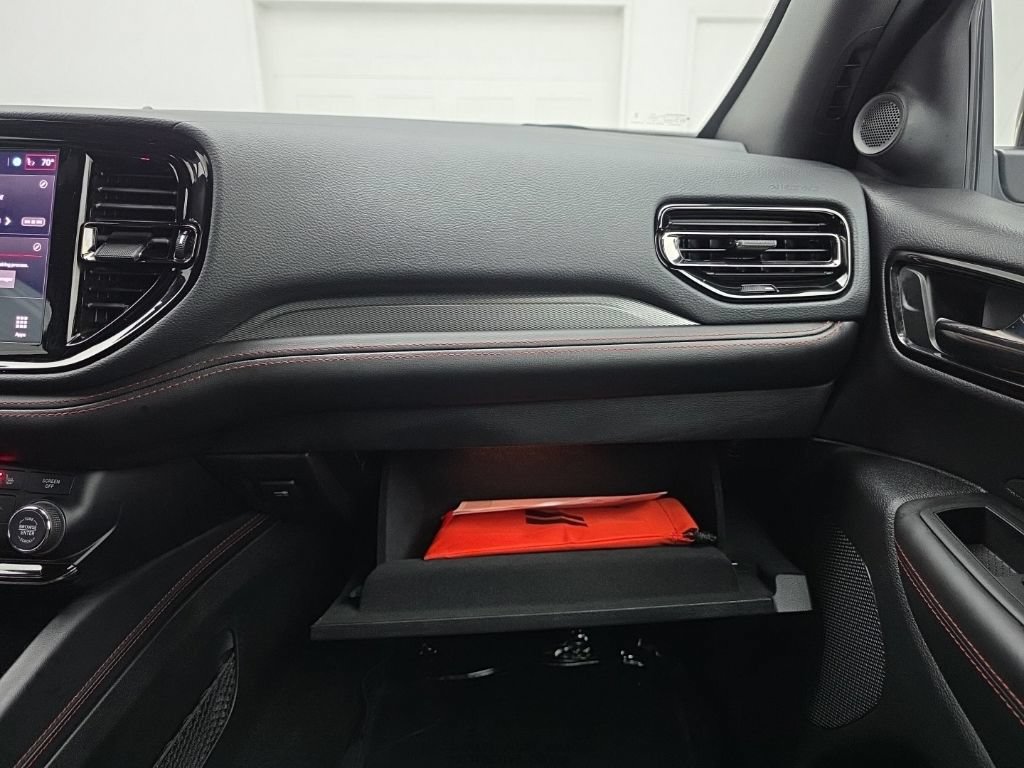 Used 2025 Dodge Durango R/T AWD/4WD image 46