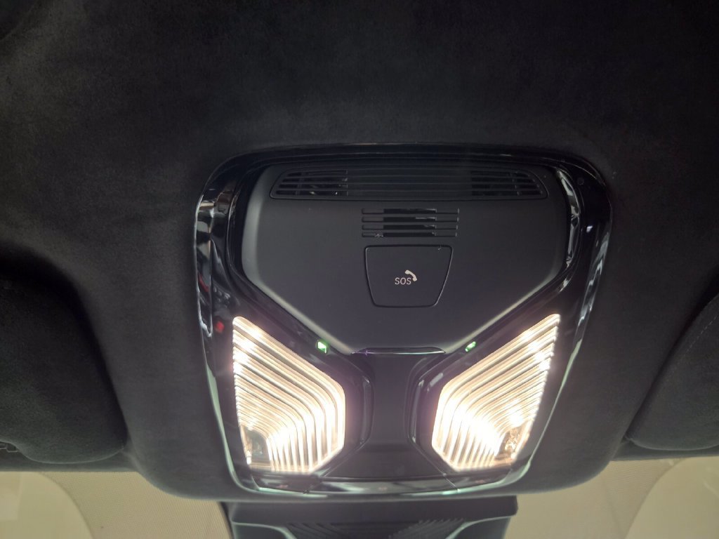 Used 2023 BMW XM w/ M Driver's Package AWD/4WD image 14