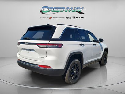 New 2025 Jeep Grand Cherokee Laredo