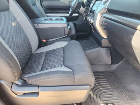 Used 2017 Toyota Tundra SR5 image 16
