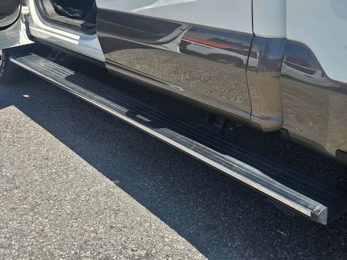 Used 2022 Ford F150 King Ranch w/ Equipment Group 601A High image 17