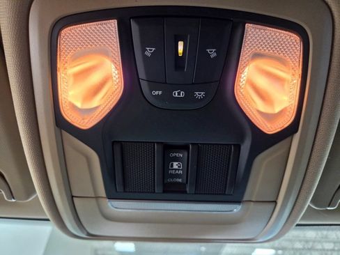 Used 2020 RAM 2500 Tradesman AWD/4WD image 44