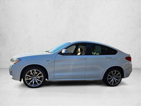 Used 2017 BMW X4 M40i image 8